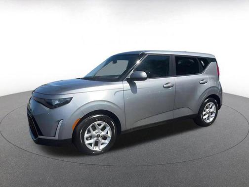 Steel Gray 2025 Kia Soul LX