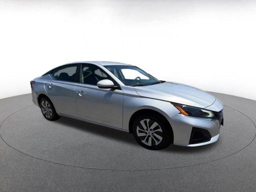 2023 Nissan Altima S FWD