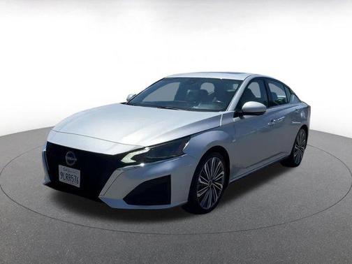 2024 Nissan Altima 2.5 SL