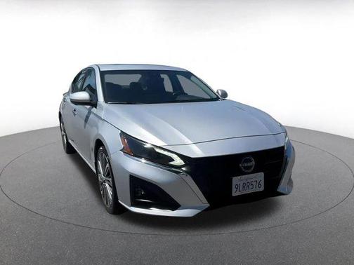 2024 Nissan Altima 2.5 SL