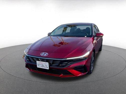 2025 Hyundai ELANTRA HEV Limited