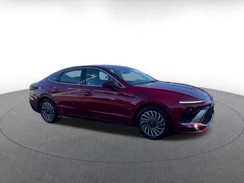 2025 Hyundai SONATA Hybrid SE