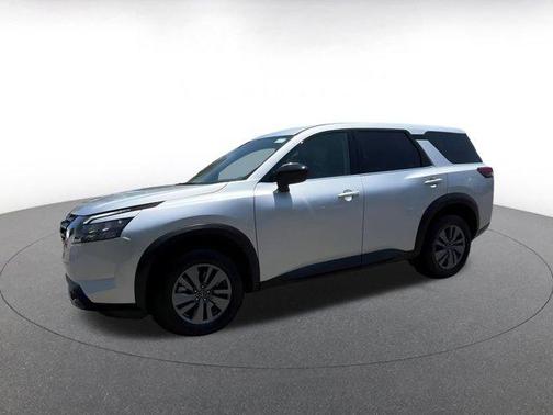 2024 Nissan Pathfinder S FWD