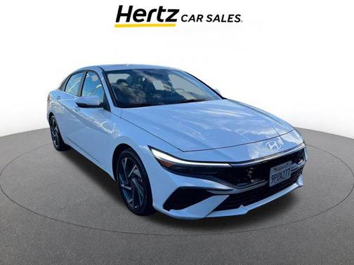 2025 Hyundai ELANTRA Limited