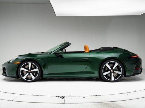 2026 Porsche 911 Carrera 4S Cabriolet