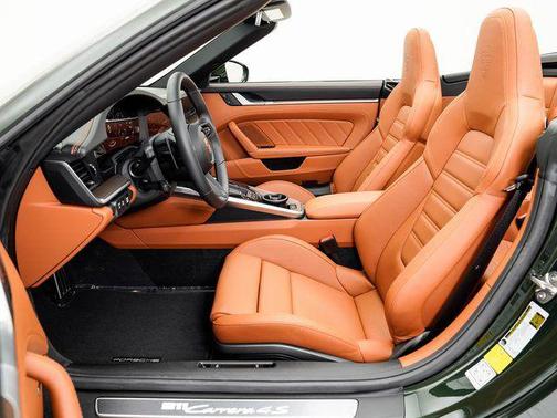 2026 Porsche 911 Carrera 4S Cabriolet