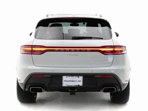 2024 Porsche Macan 