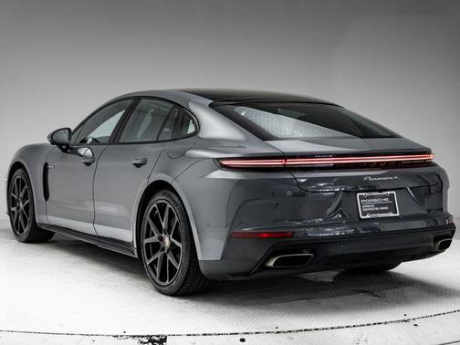Slate Grey Neo 2025 Porsche Panamera 4