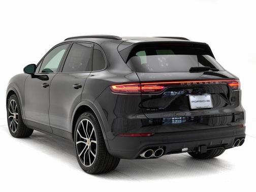 2023 Porsche Cayenne S