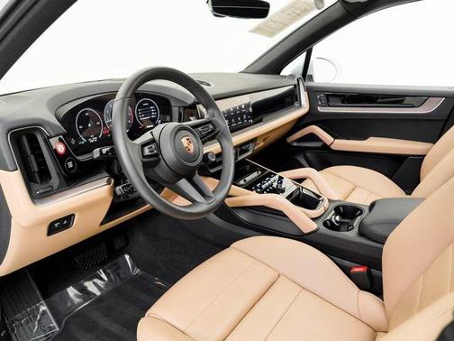 2025 Porsche Cayenne Cayenne