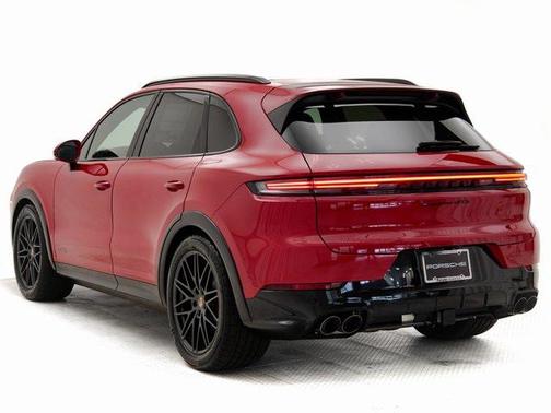 2026 Porsche Cayenne GTS