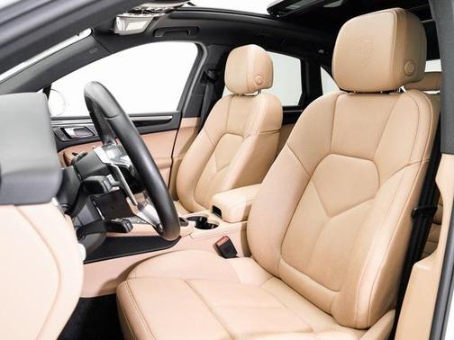 2019 Porsche Macan 