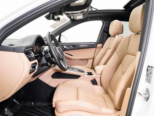 2019 Porsche Macan 