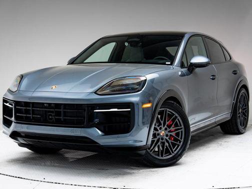 Platinum Silver Metallic 2026 Porsche Cayenne GTS