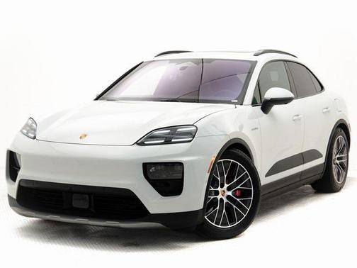 2025 Porsche Macan 4S