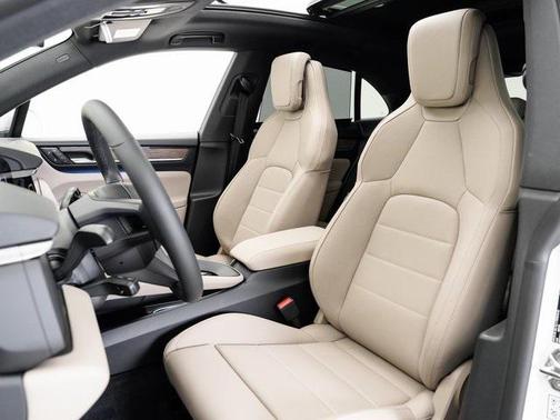 2025 Porsche Macan 4S