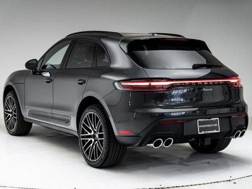 Volcano Grey Metallic 2026 Porsche Macan Macan
