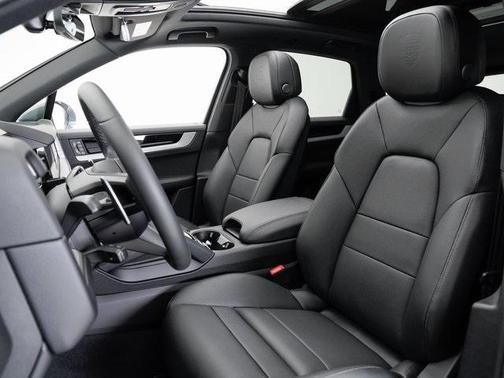 2024 Porsche Cayenne
