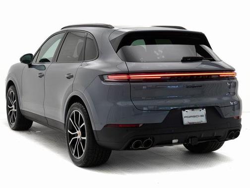 2024 Porsche Cayenne