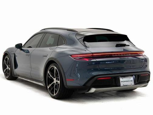 2025 Porsche Taycan 4