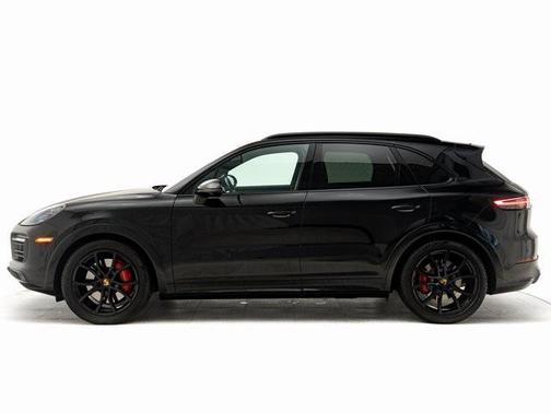 2021 Porsche Cayenne GTS
