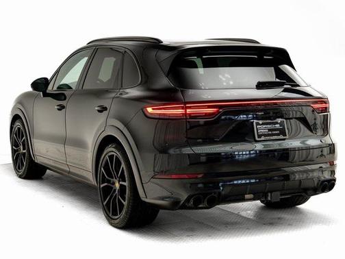 2021 Porsche Cayenne GTS