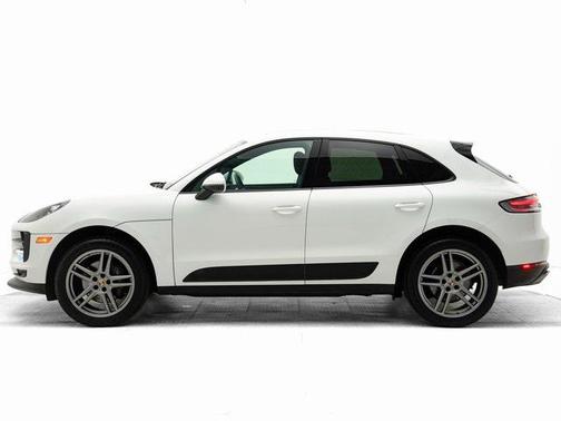 2021 Porsche Macan Base
