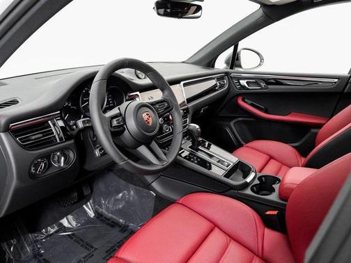 2026 Porsche Macan T