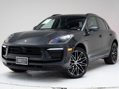 Volcano Grey Metallic 2025 Porsche Macan Macan