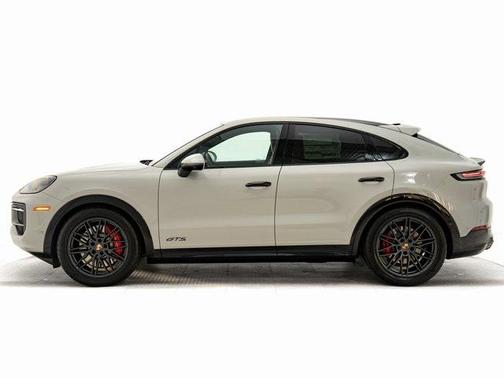 2026 Porsche Cayenne GTS
