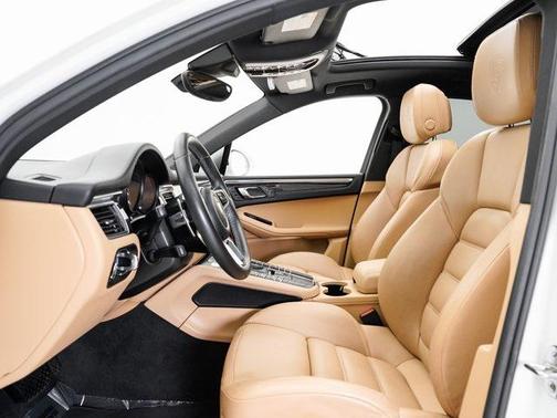 2017 Porsche Macan Base