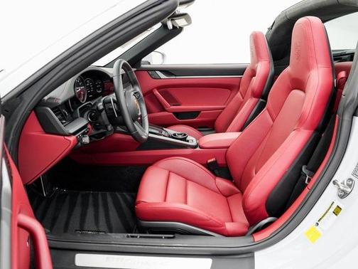 2024 Porsche 911 Targa 4S