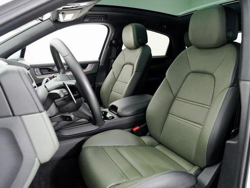 2024 Porsche Cayenne Cayenne