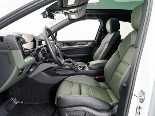 2024 Porsche Cayenne Cayenne
