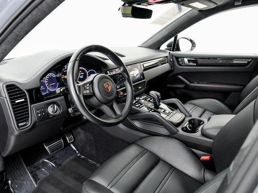 2022 Porsche Cayenne Turbo GT