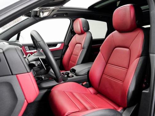 2025 Porsche Cayenne Cayenne