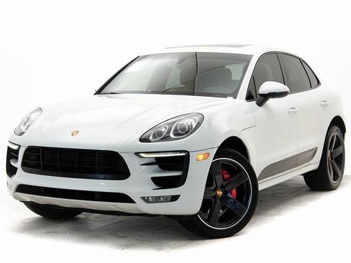 2015 Porsche Macan Turbo