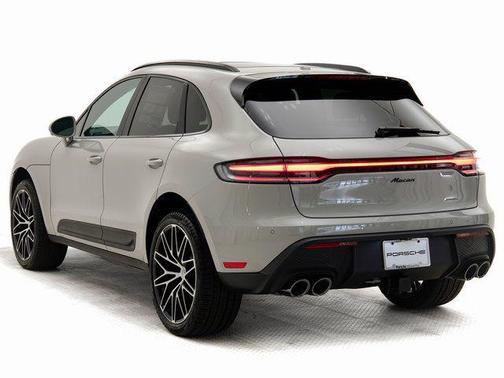 2025 Porsche Macan 
