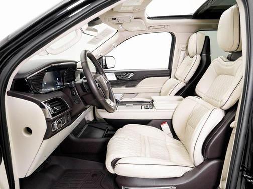 2020 Lincoln Navigator Black Label