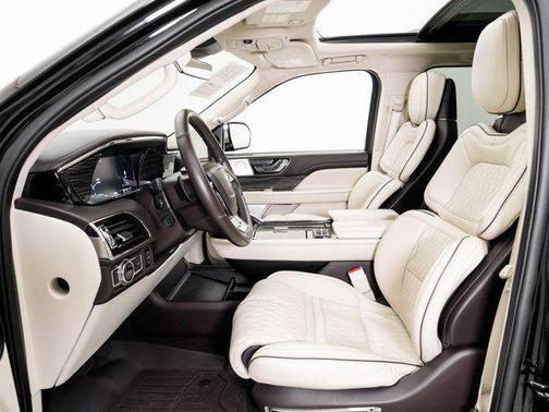 2020 Lincoln Navigator Black Label