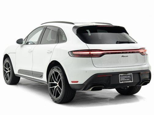 2025 Porsche Macan 
