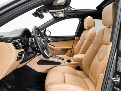2018 Porsche Macan Base