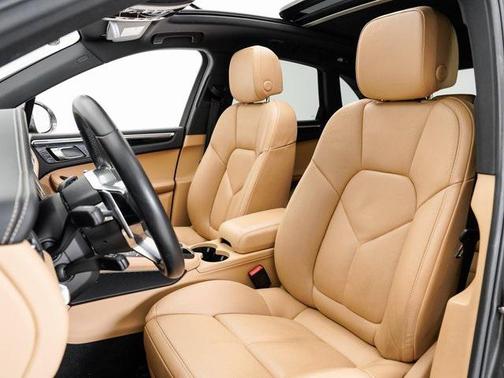 2018 Porsche Macan Base