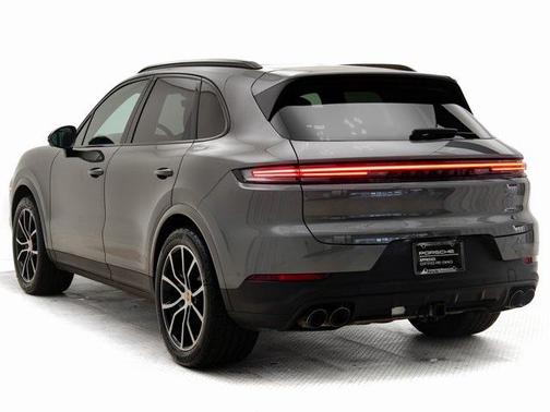 2024 Porsche Cayenne 