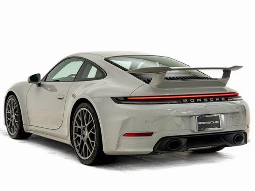 2026 Porsche 911 Carrera T
