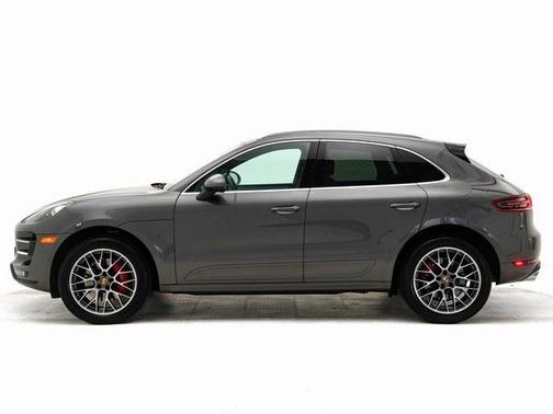 2016 Porsche Macan Turbo