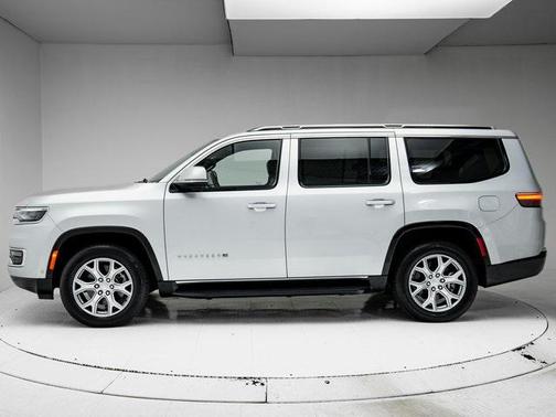 2022 Jeep Wagoneer Series II 4x4