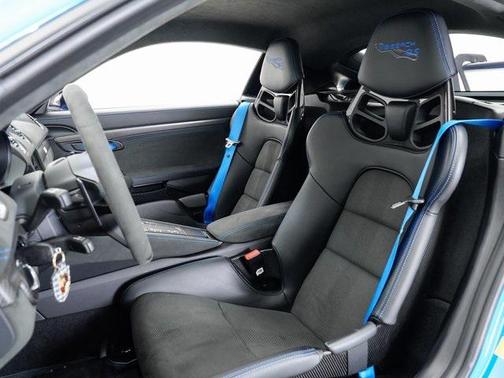 2025 Porsche 718 Cayman GT4 RS