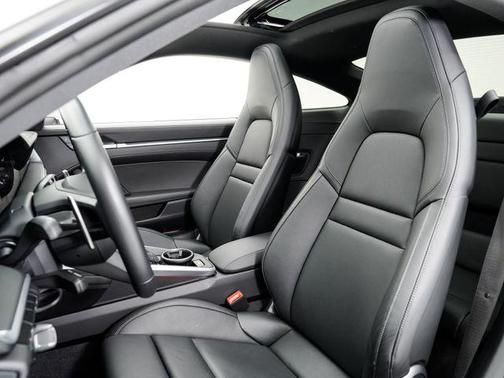 2024 Porsche 911 Carrera 4S