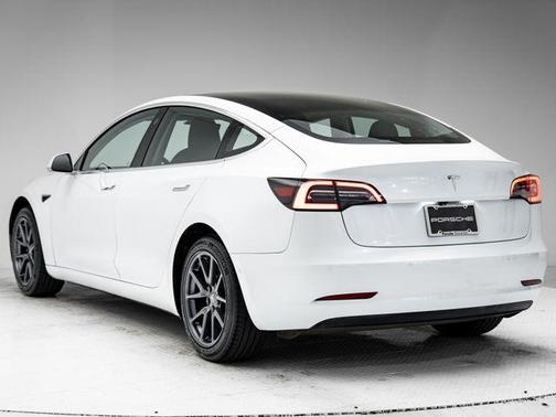 Pearl White Multi-Coat 2020 Tesla Model 3 Standard Range Plus
